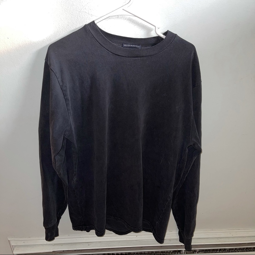 brandy melville oversized long sleeve